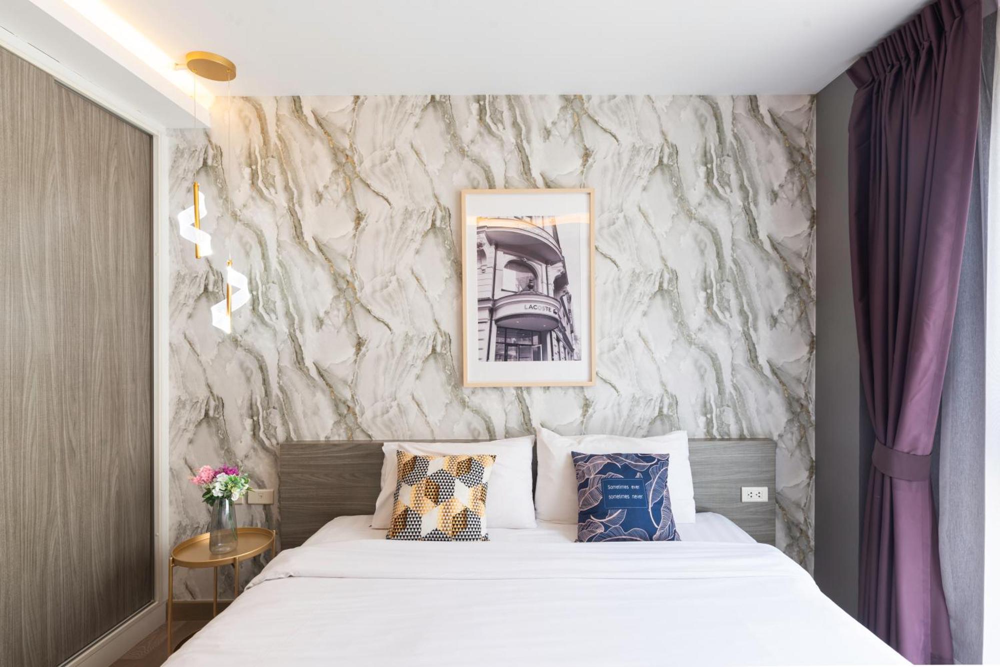 Apartamento Dazzle Sukhumvit 7 By Lefoyer Bangkok Exterior foto